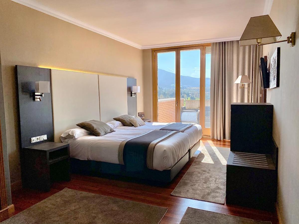 Hotel Armine Basauri Eksteriør bilde